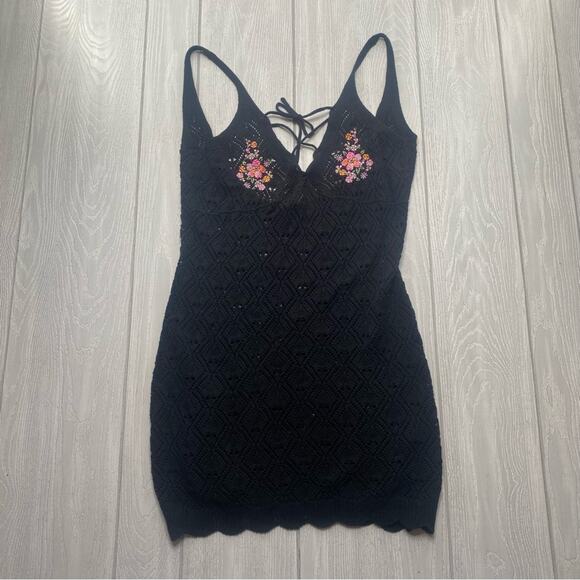 Miss Selfridge Women's Black Floral Crochet Knit Mini Dress Size 8-10 - Picture 1 of 8